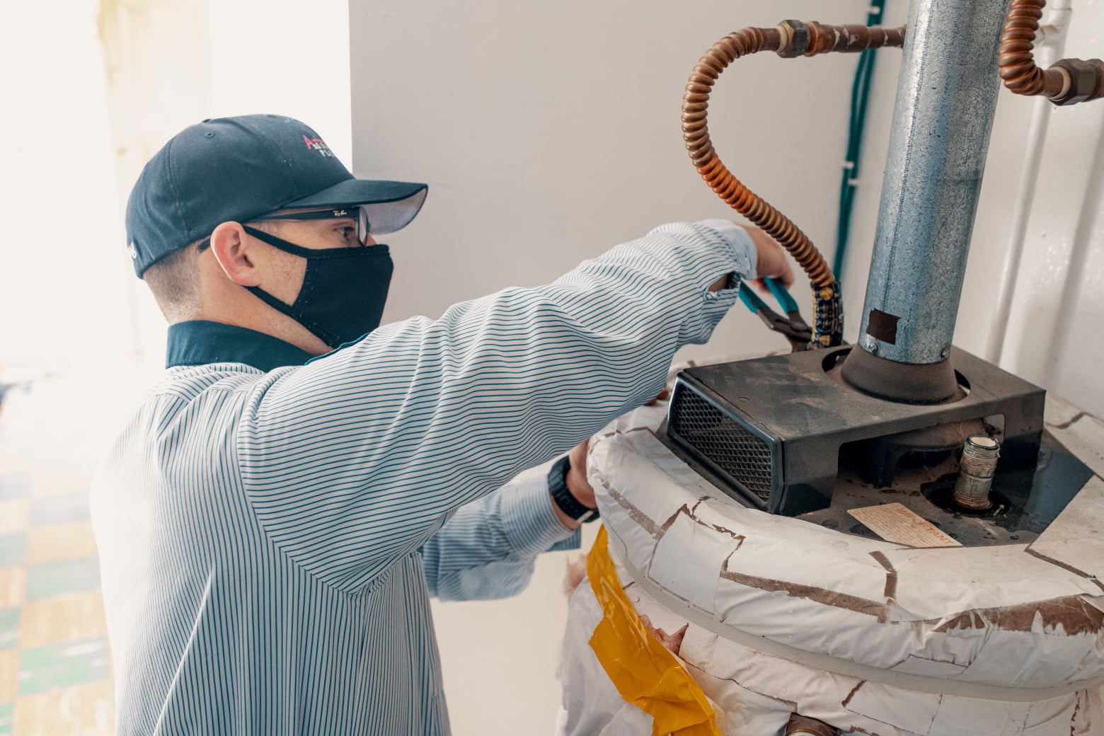 Water Heater Replacement - Armstrong Plumbing - 4 Water Heater Replacement - Armstrong Plumbing - 4